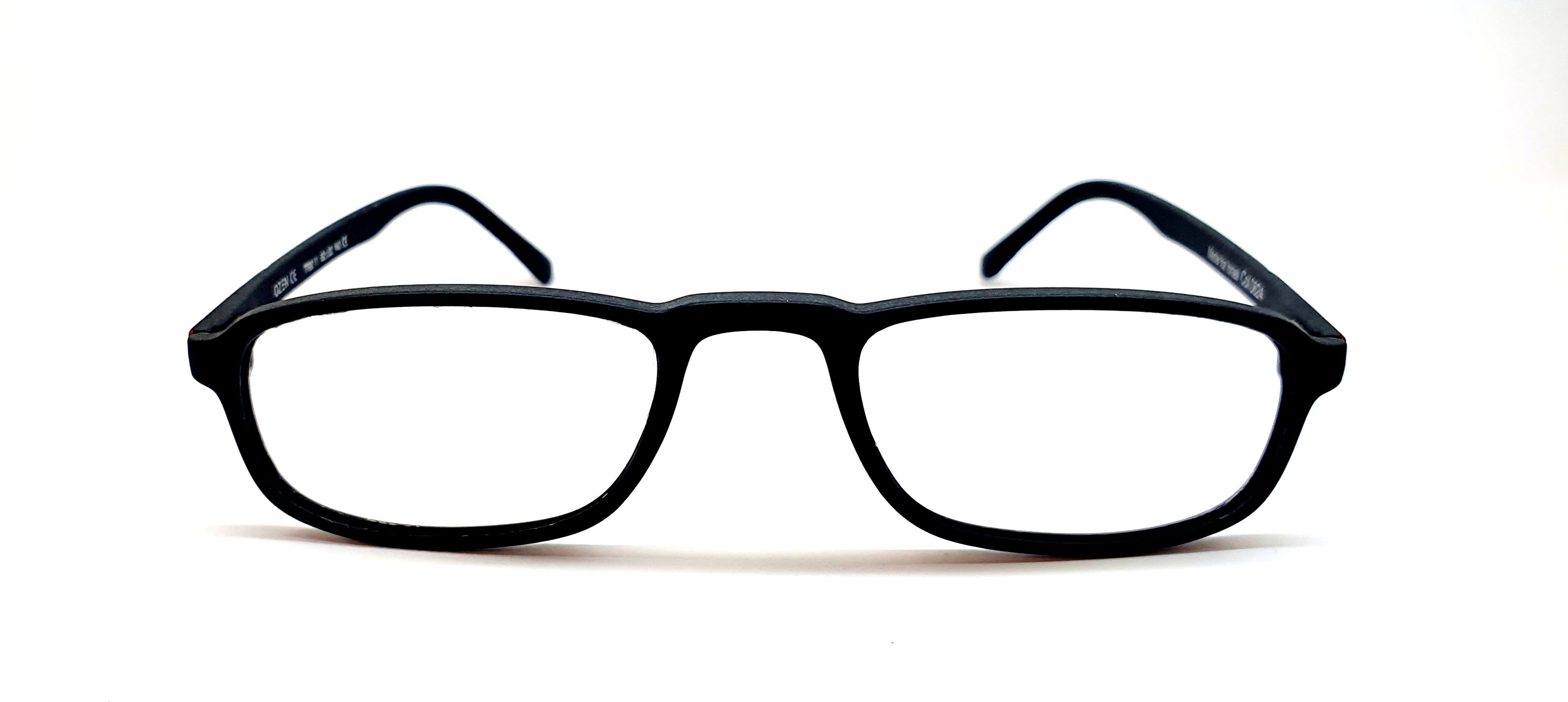 Classic black and oval QZEN